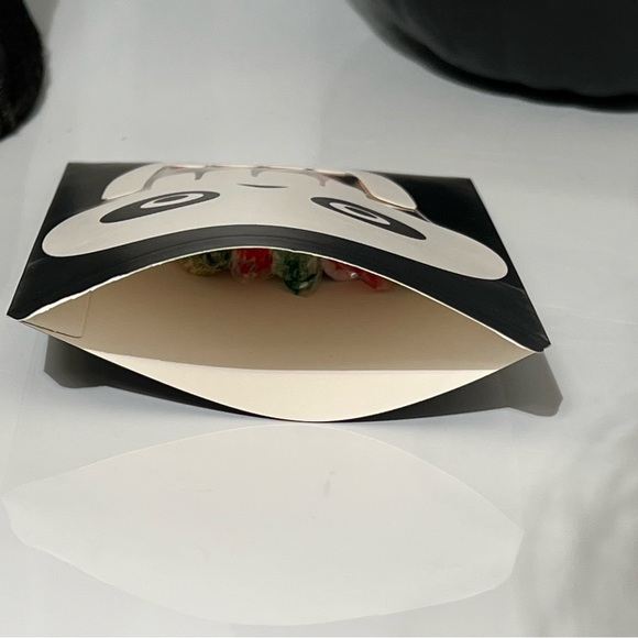 Roobee Skeleton Trick or Treat Bags with Stickers Set of 12 - Picture 6 of 9